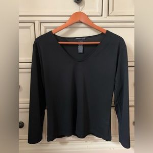 Kenneth Cole New York Ladies top (L)